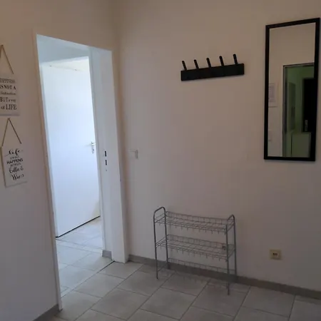 Schoene Monteurwohnung Langenfeld Apartment