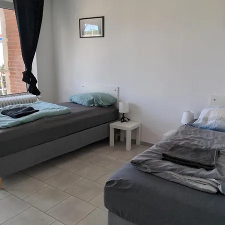 דירה Schoene Monteurwohnung Langenfeld